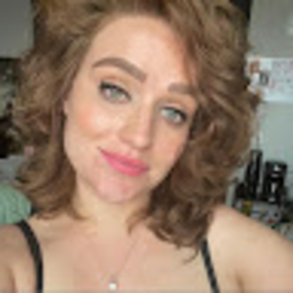 Meet your Posher, Izzy